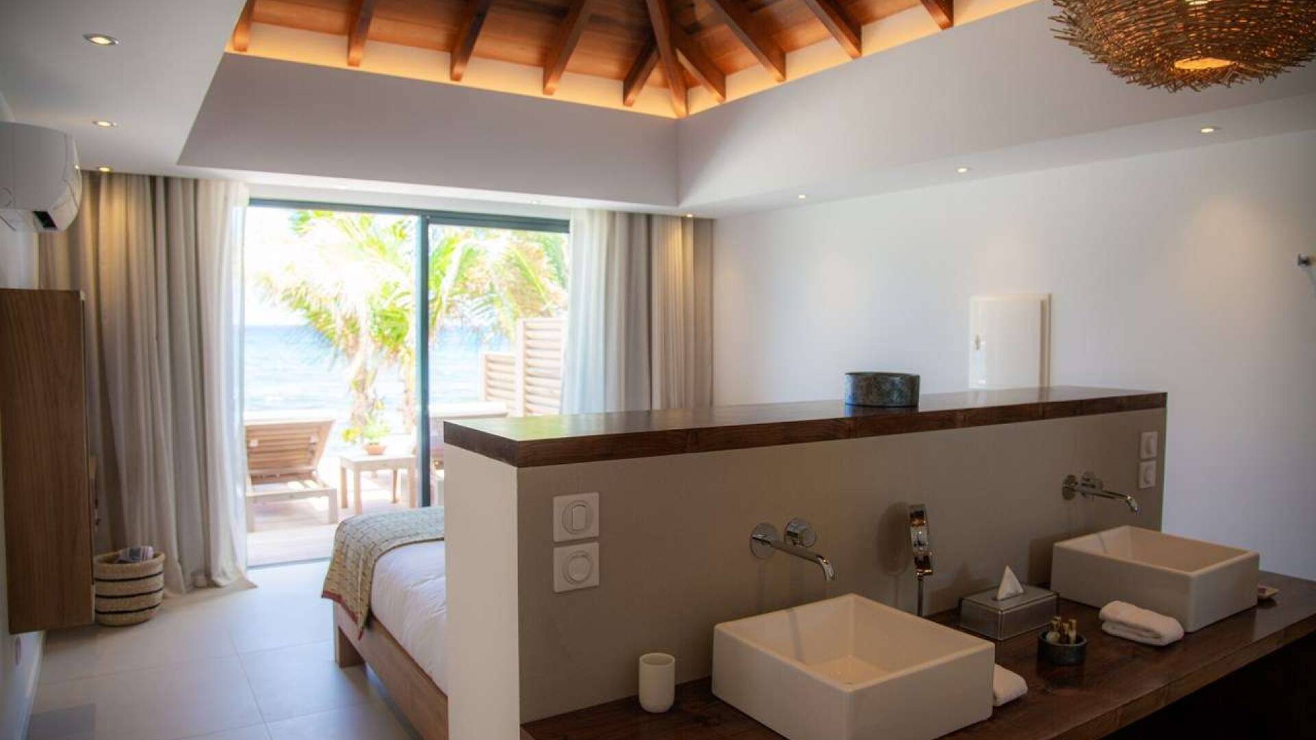 Bathroom at WV ACF, Anse des Cayes, St. Barthelemy