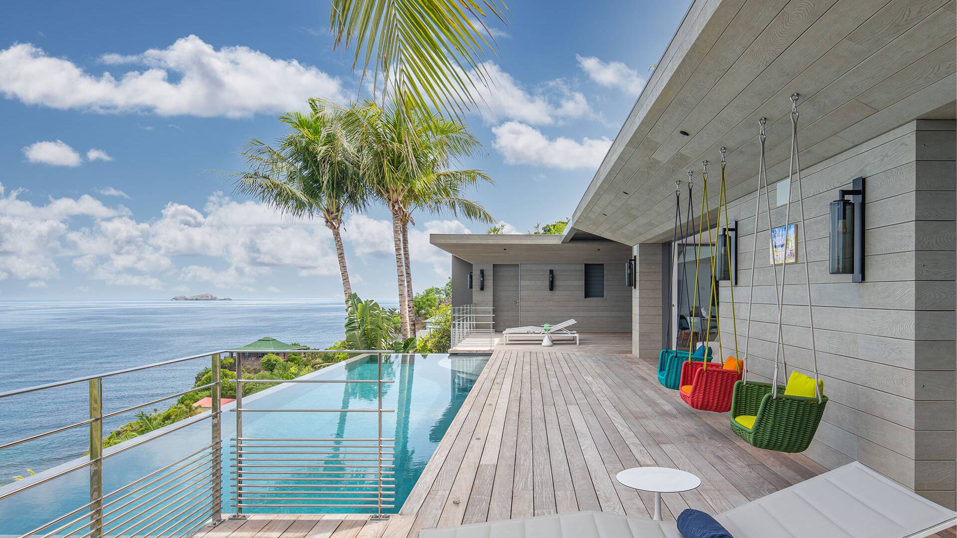 luxury villa for rent in St Barts infinity pool 